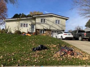 834 Carlton Ave, Faribault, MN 55021