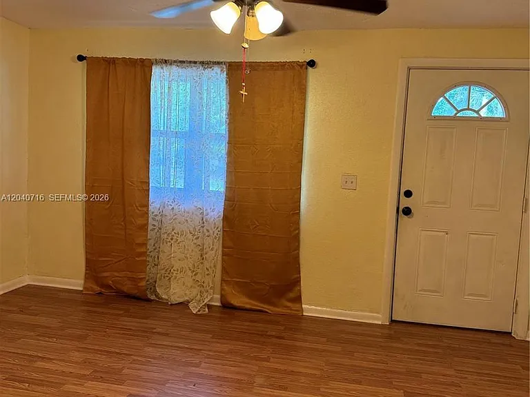 9410 Gilchrist Ct — Photo 6