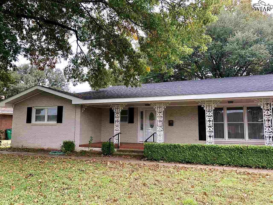 1st image of 710 Sunset Dr