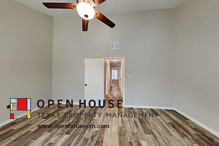 22435 Lost Creek Rd — Photo 9