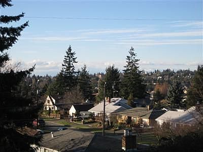 Western View from Front Deck! Olympics!