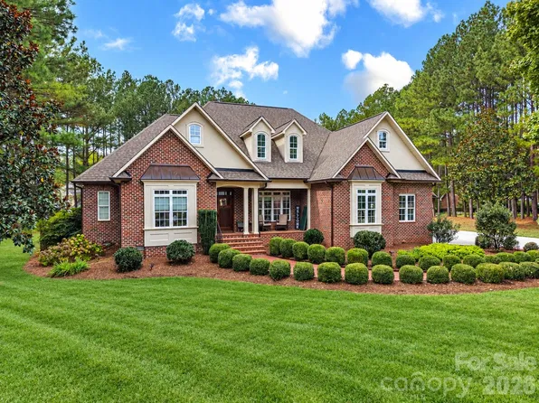 2750 Arbor Hills Dr, Lincolnton, NC 28092