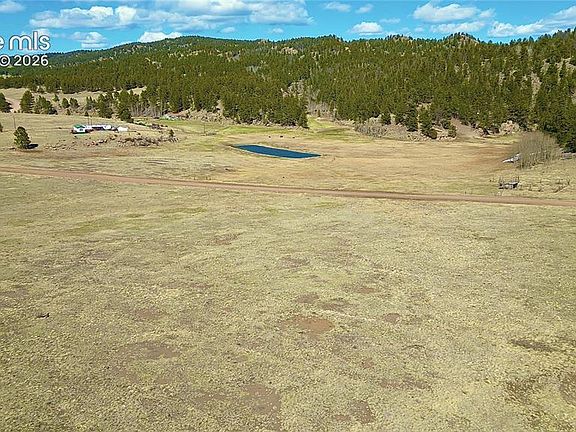 5th image of 200 Slater Creek Rd