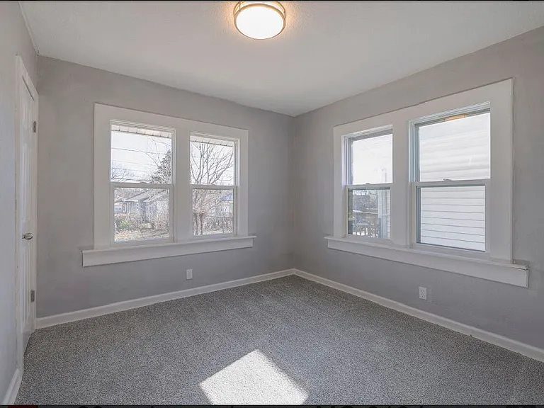 3305 Cleveland Ave — Photo 10