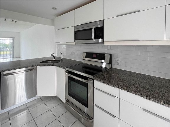 2nd image of 2801 N Palm Aire Drive #610PH