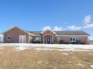 107 Franklin Broadway St, West Pt, IA 52656