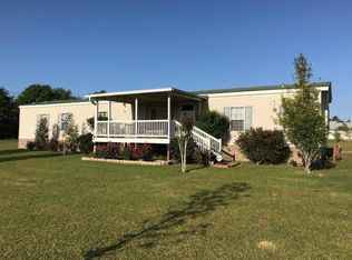 25542 Broadridge Dr, Picayune, MS 39466