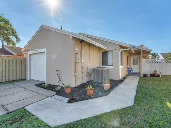 1160 SW 110th Avenue, Pembroke Pines, FL 33025