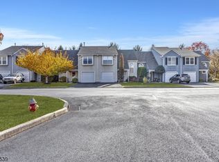 288 Michael J Smith Ct, Somerset, NJ 08873