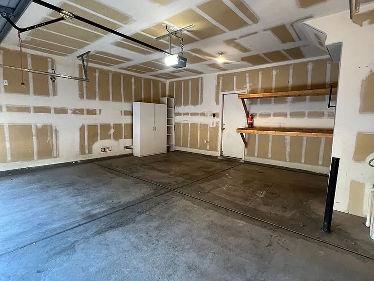 8829 Rising Creek Ct — Photo 57