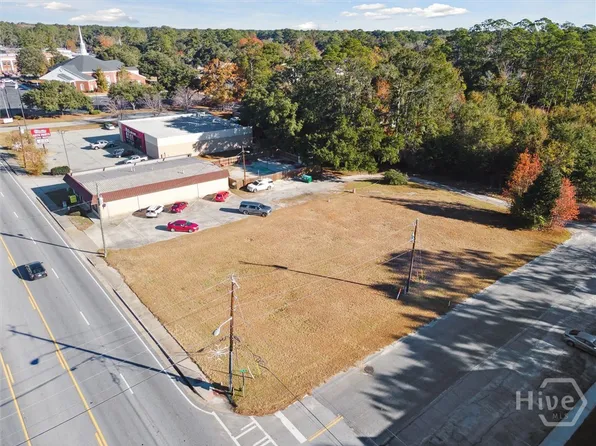 204 Columbia Avenue, Rincon, GA 31326