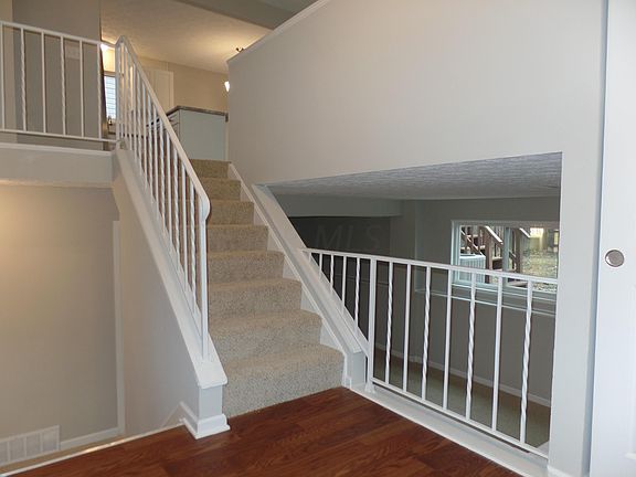 3rd image of 6575 Birch Park Dr