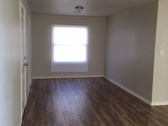 3rd image of 1505 NW Baldwin Ave