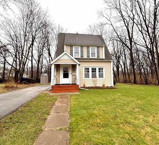 518 Linden Ave, Jackson, MI, 49203