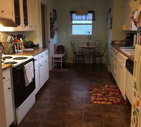 4th image of 539 Lillian Dr
