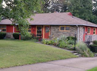 6711 E Pleasant Valley Rd, Independence, OH 44131