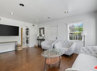 3316 Barham Blvd, Los Angeles, CA 90068