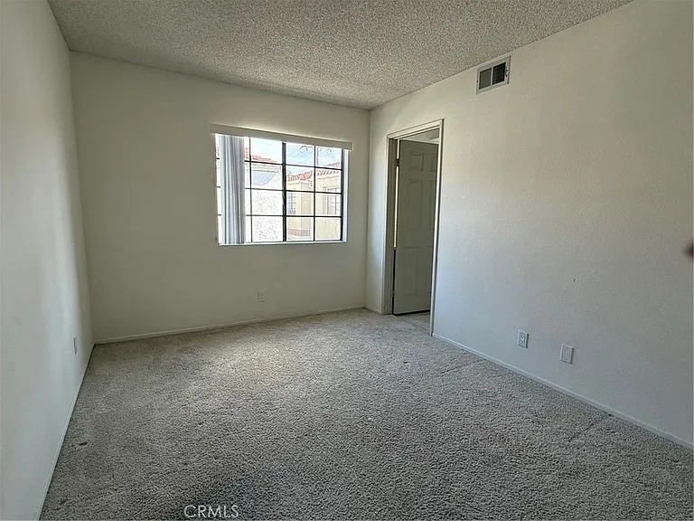 2931 Plaza Del Amo #122 — Photo 16