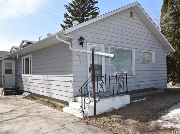 220 2nd STREET E, Nipawin, SK S0E 1E0