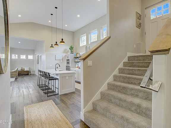 4th image of 7364 Buckboard Dr