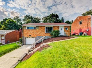 662 Charlotte Dr, Pittsburgh, PA 15236