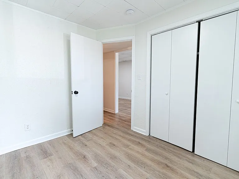 150 Pembroke Oak Grove Rd — Photo 16