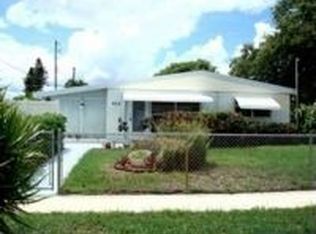 411 Tuskegee Dr, Lake Worth, FL 33462