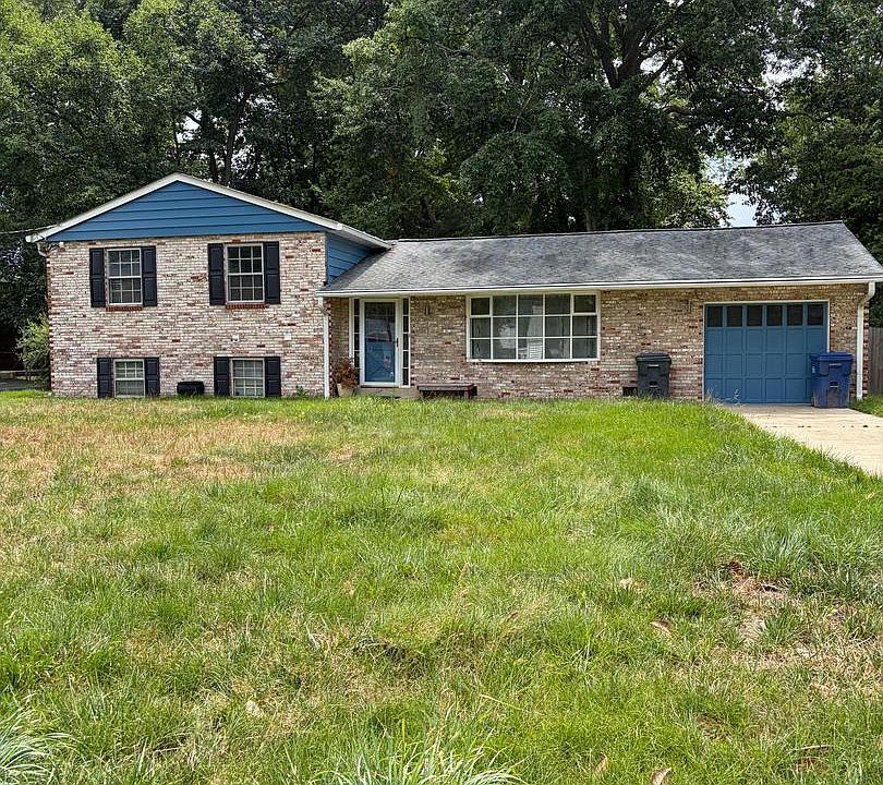 1st image of 8810 Fort Hunt Rd