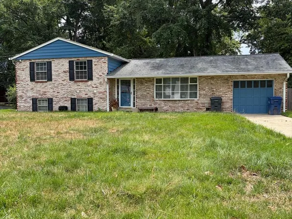 8810 Fort Hunt Rd, Alexandria, VA 22308