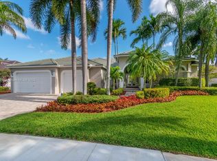 2426 Poinciana Ct, Weston, FL 33327