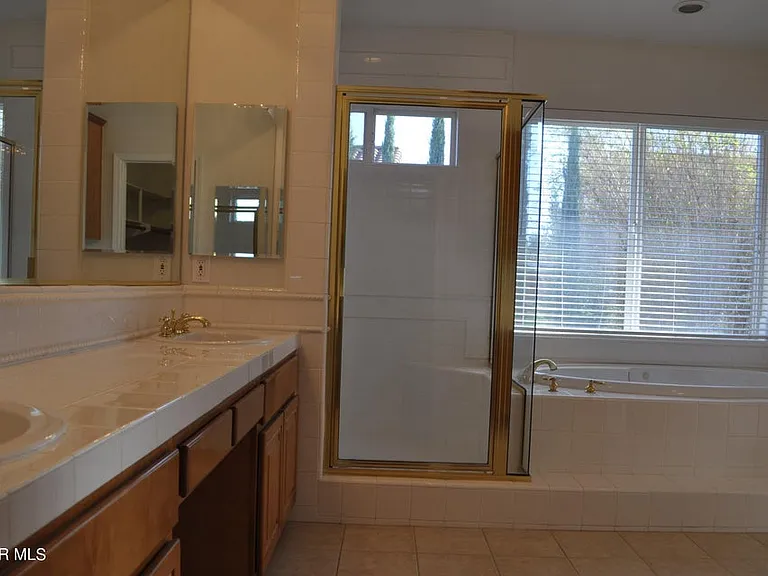 1596 Blue Canyon St — Photo 17