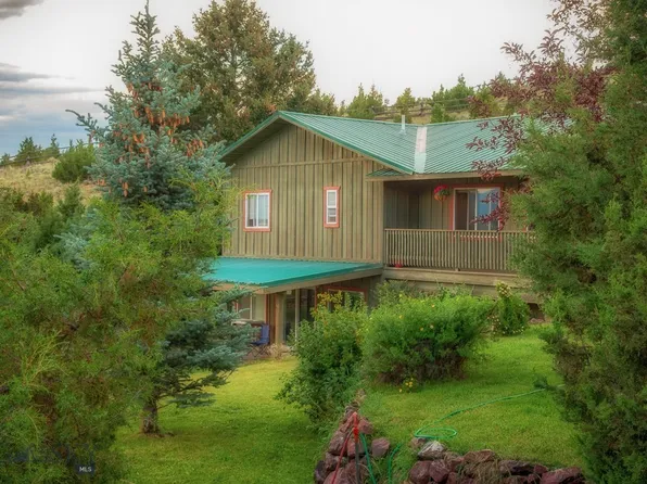 521 E Madison St, Virginia City, MT 59755