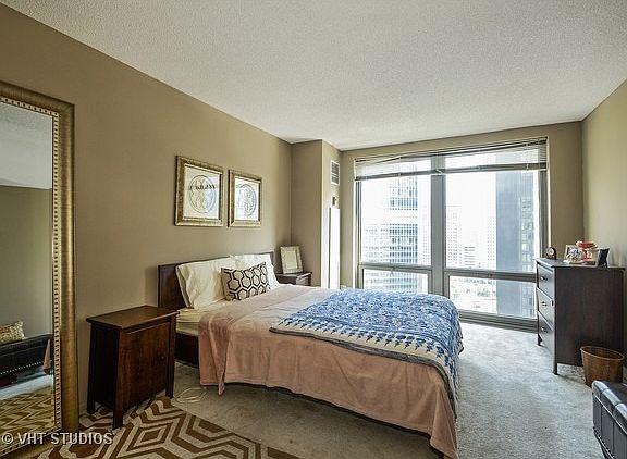 5th image of 440 N Wabash Ave APT 2305