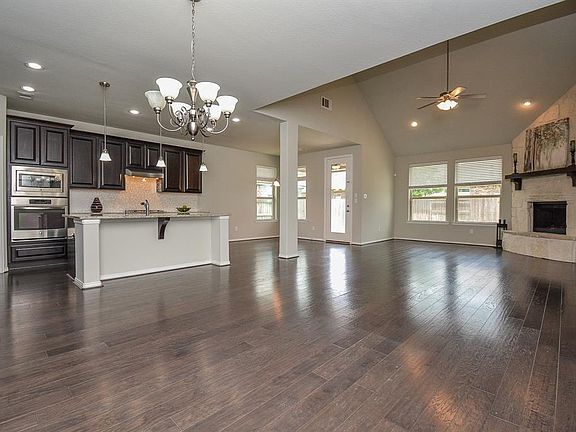 4th image of 11202 Wych Elm Ct
