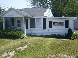 15950 Athens Ave, Clinton Township, MI 48035