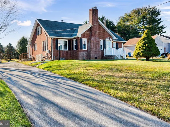 3208 Sykesville Rd, Westminster, MD 21157