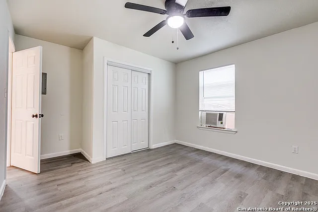 415 Elmwood Dr #B — Photo 15