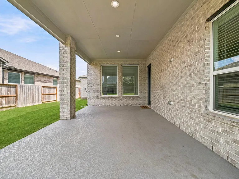 7422 Netherfield Ln — Photo 23