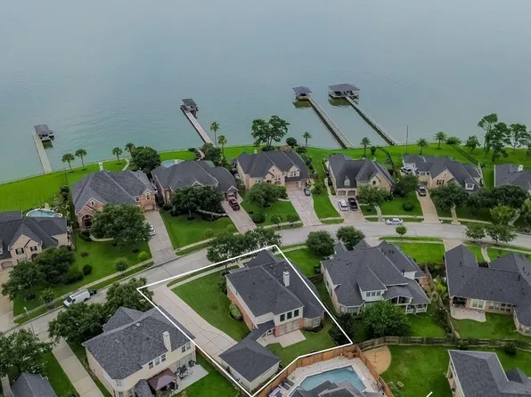 13703 Elm Shores Dr, Houston, TX 77044