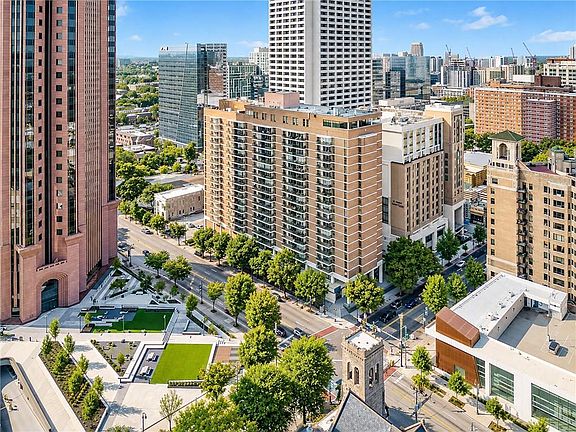 5th image of 620 Peachtree St NE #Penthouse B