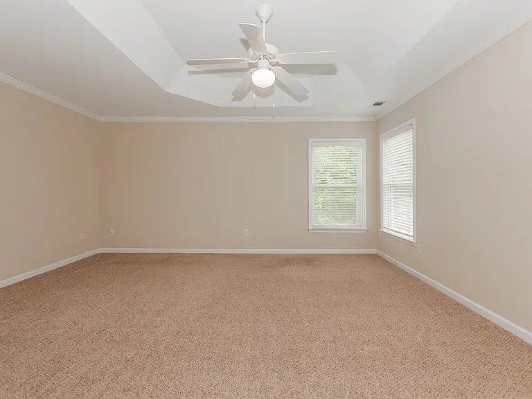 2505 Mockingbird Ln — Photo 11