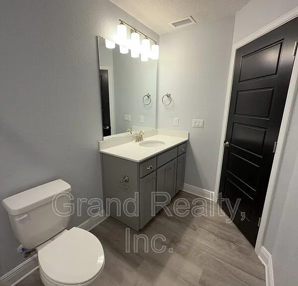 6264 Pineapple Dr — Photo 26