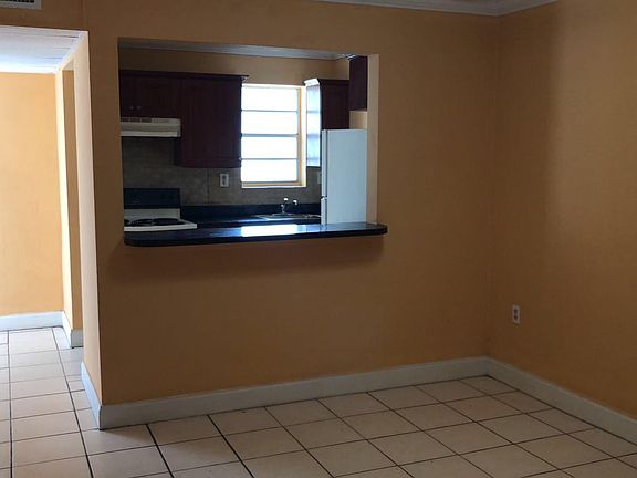 2nd image of 13725 NE 3rd Ct #P16