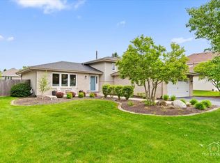 473 Lexington Rd, New Lenox, IL 60451