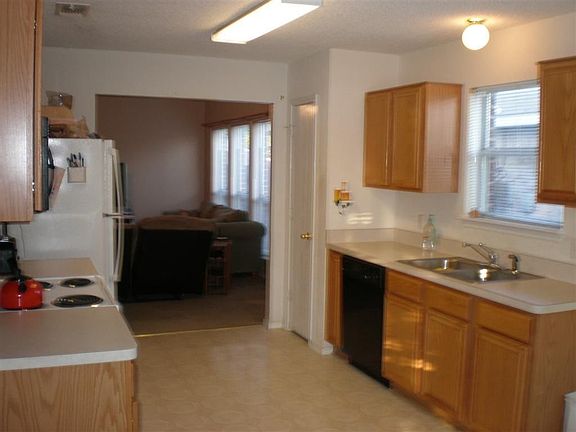 Eat in kitchen.