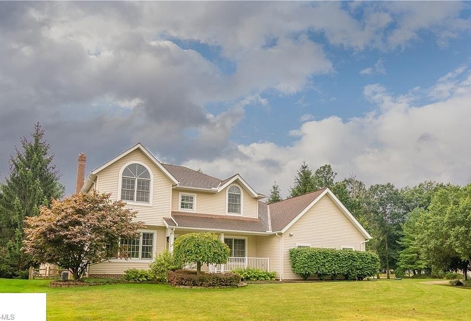 1st image of 33610 Outley Park Dr