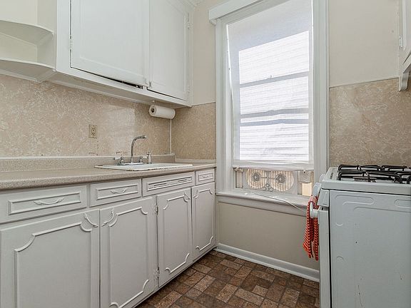 3rd image of 4501 7th Ave Unit 4J