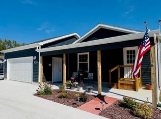 11366 W Shore Dr, Houghton Lake, MI 48629