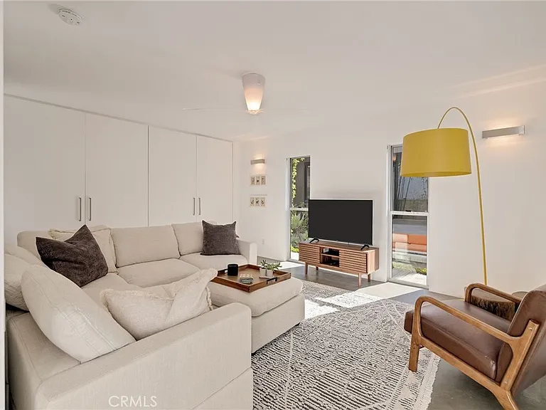 27 Driftwood St — Photo 14