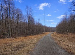 2110 W Teter Creek Rd, Montrose, WV 26283